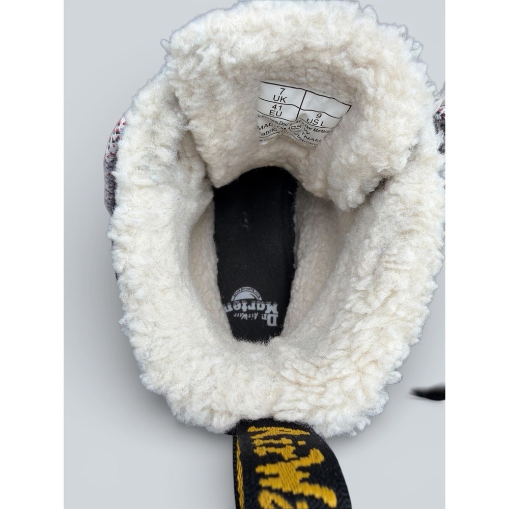 Dr. Martens Combs Black Wyoming Faux Shearling Lined Casual Boots Moto Combat 9 - Picture 9 of 11